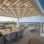 Nyaraló Haus In Mit Grossem Patio By Interhome Paralímni