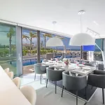 Haus In Mit Grossem Patio By Interhome Nyaraló Paralímni
