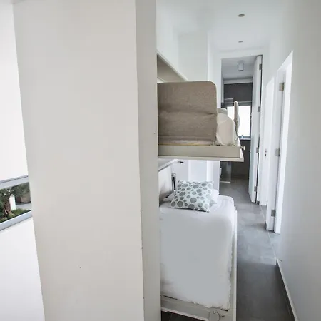 Haus In Mit Grossem Patio By Interhome Hébergement de vacances *