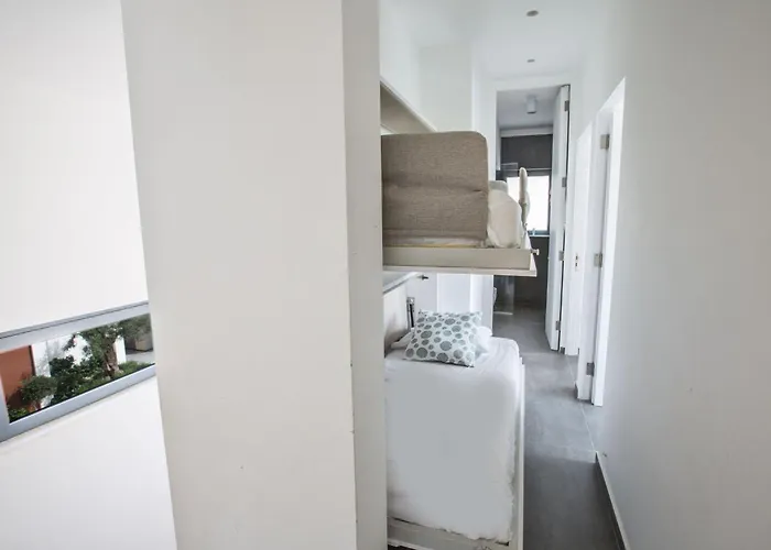 Haus In Mit Grossem Patio By Interhome Ferienhaus *