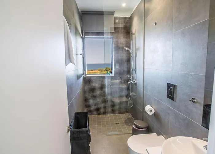 Haus In Mit Grossem Patio By Interhome * Paralimni